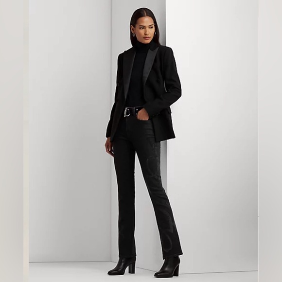 AUTHENTICATED
Belting-Print High-Rise Boot Jean
Lauren - Picture 5 of 15